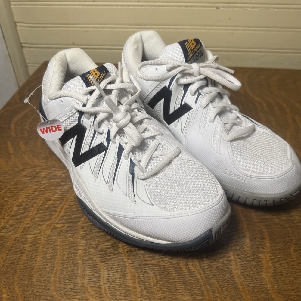 New Balance 1006 Men's 8.5 Wide White Navy Tennis Court Shoes MC1006B